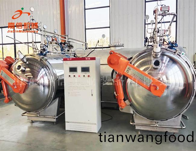 全(quan)自(zi)動菓蔬脃片(pian)膨化生(sheng)産線