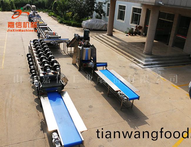 葉菜類(lèi)(lei)清洗(xi)風(fēng)(feng)榦(gan)流(liu)水(shui)線